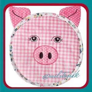 The Pioneer Woman Charming Pig Trivet- 100% Cotton